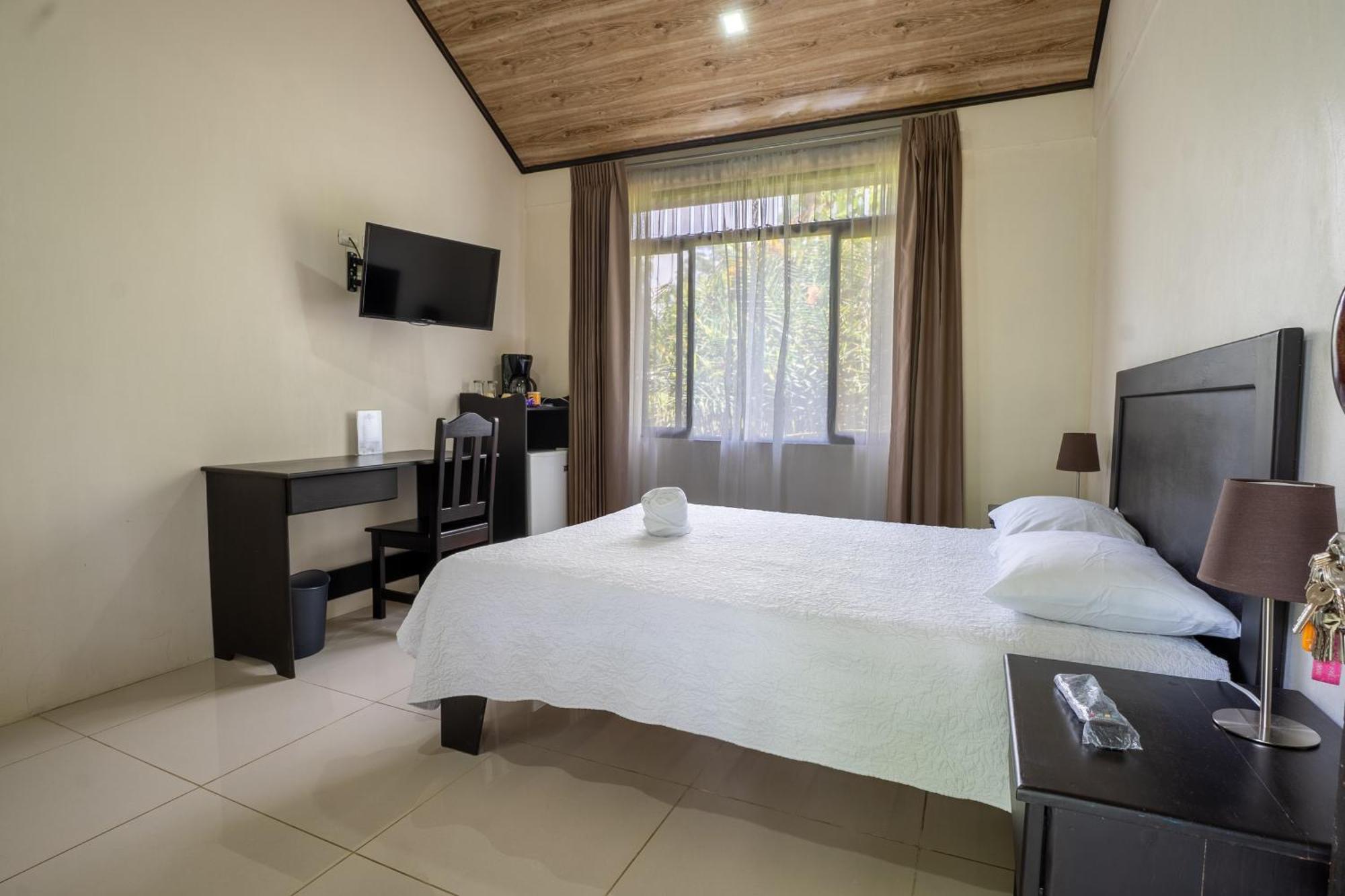 Cabanas Green House San Vito Exterior photo